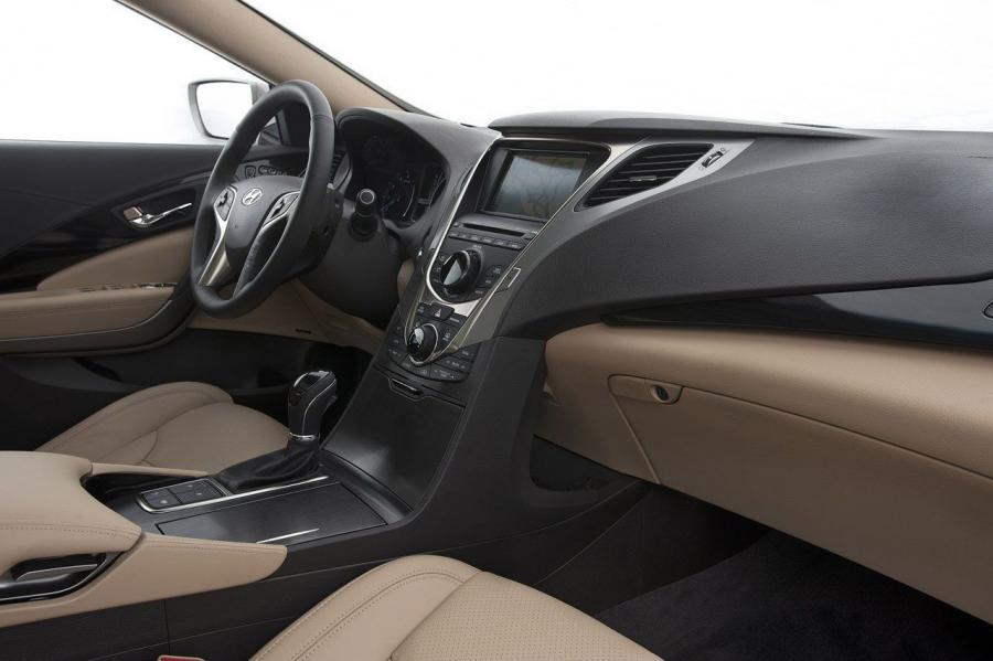  Hyundai Azera 2012 года  (фото 37 из 103)